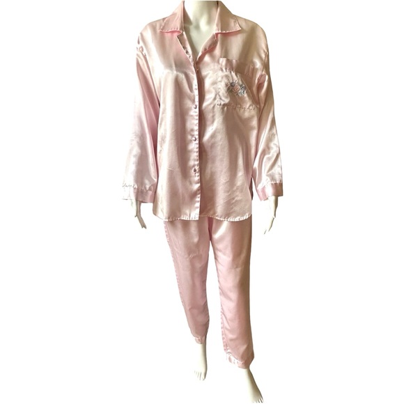 Ashley Taylor Other - Vintage Ashley Taylor Pale Pink Satin Button-Up Pajama Set PJ’s Sz M